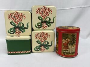 Vintage Christmas Santa Round Metal Spinning Music Tin - Bristol Ware